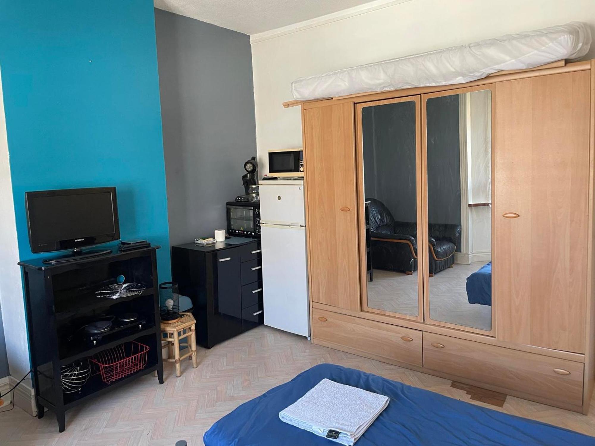 Grande Chambre - Fumeur Dunkirk Extérieur photo